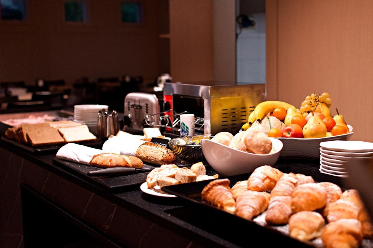 Hotel Franciacorta Paderno Franciacorta エクステリア 写真