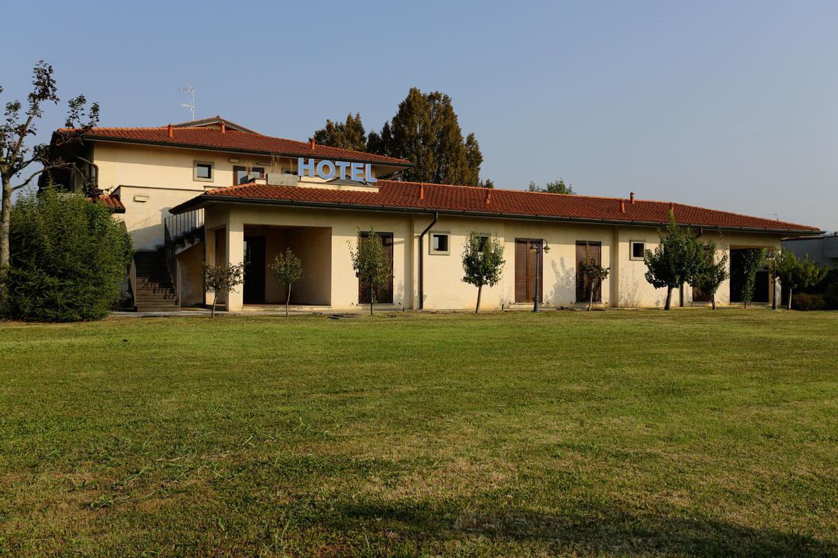 Hotel Franciacorta Paderno Franciacorta エクステリア 写真