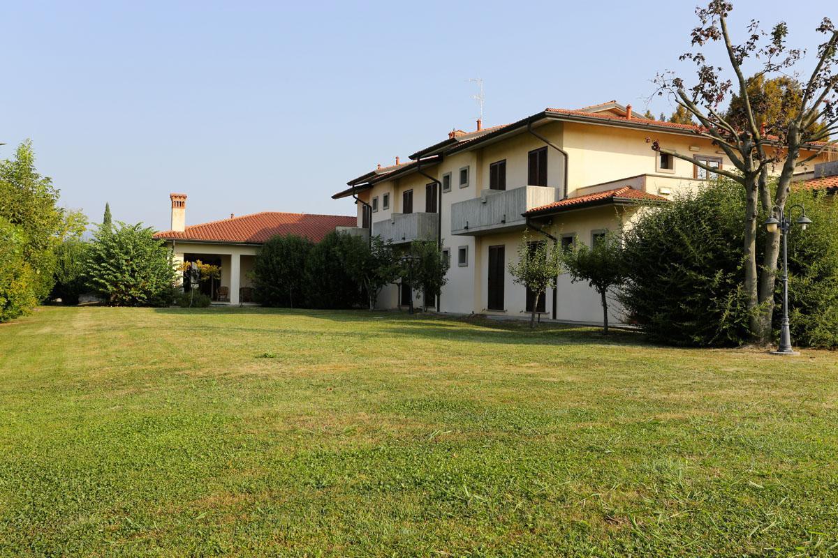 Hotel Franciacorta Paderno Franciacorta エクステリア 写真